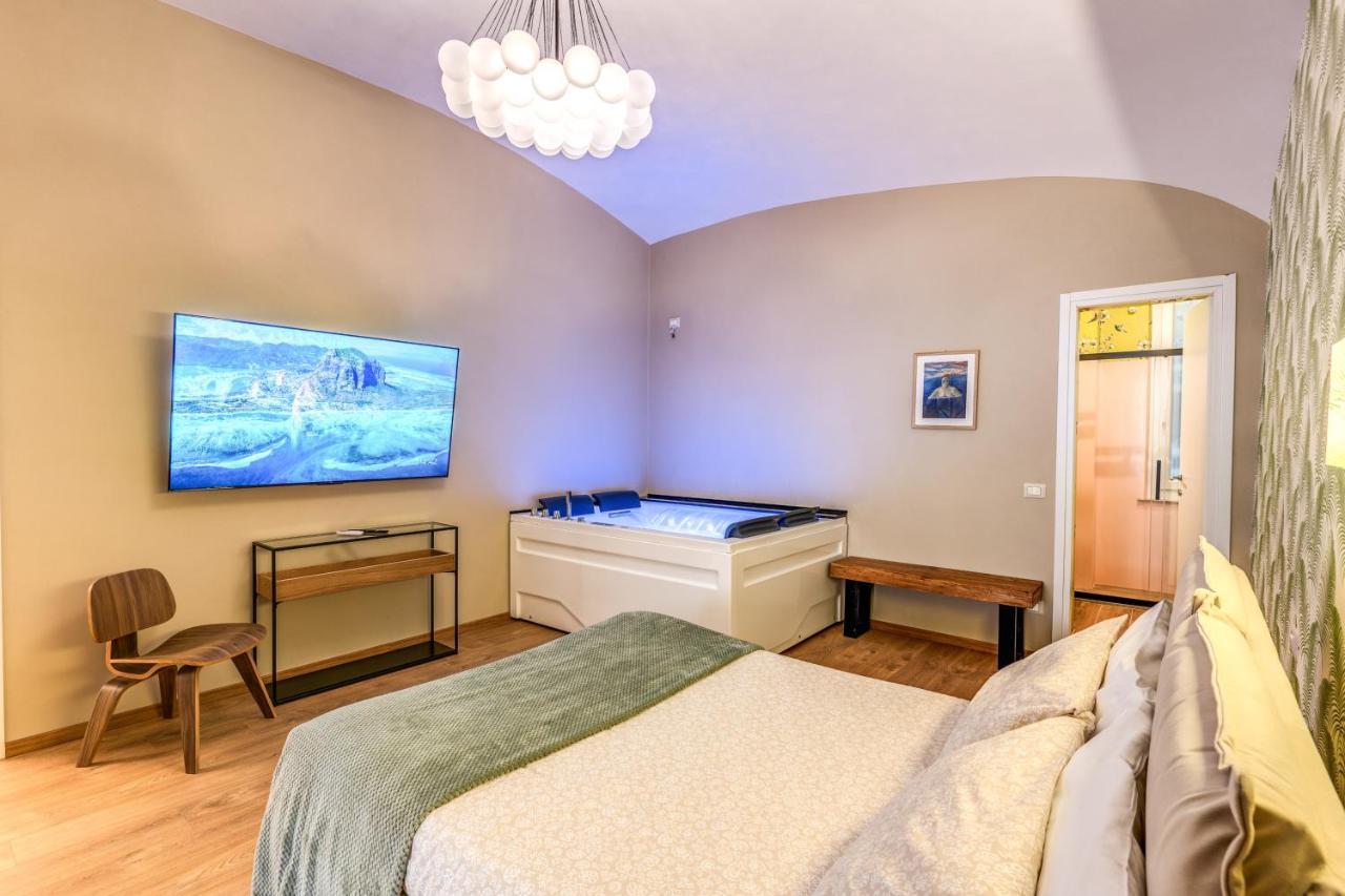 Апартаменты Downtown Srl - Croce Di Malta Royale Специя Экстерьер фото